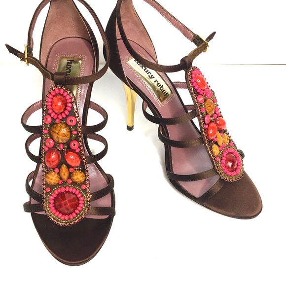 New Unworn Luxury Rebel Jewelled Shoes Size 7 /8 - Picture 2 of 6